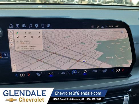 Certified 2025 Chevrolet Traverse LT FWD image 28