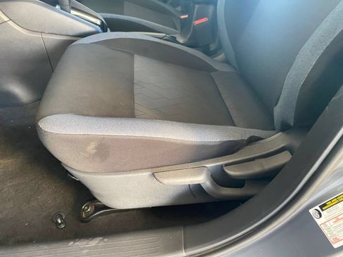 Used 2025 Nissan Versa SV FWD image 22