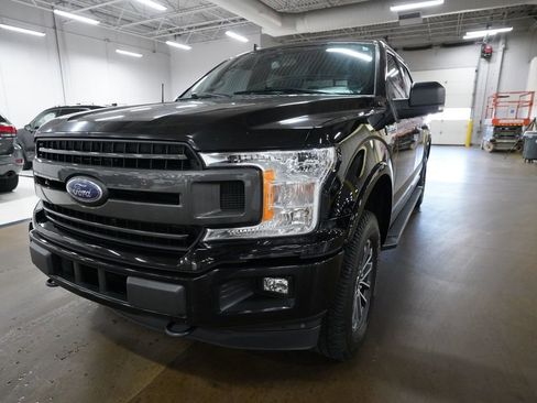 Used 2019 Ford F150 XLT w/ Equipment Group 302A Luxury AWD/4WD image 12
