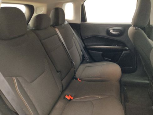 Used 2018 Jeep Compass Sport FWD image 19