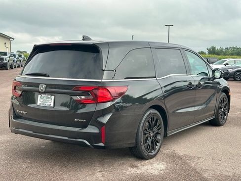 Used 2025 Honda Odyssey Sport-L image 6