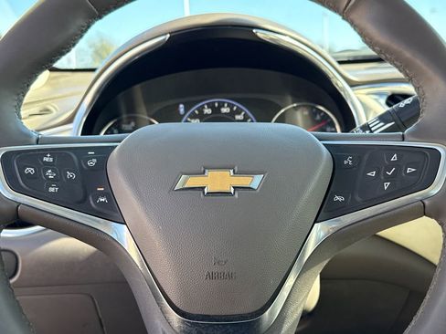 Used 2024 Chevrolet Malibu LT FWD image 30