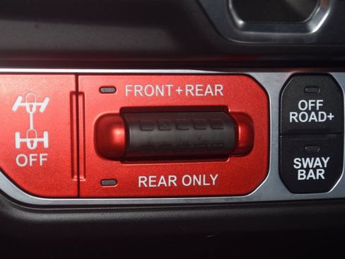 Used 2023 Jeep Wrangler Rubicon 392 w/ Xtreme Recon 35" Tire Package image 39