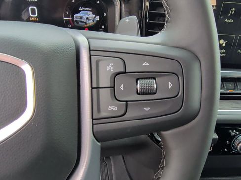 New 2026 GMC Sierra 1500 SLT image 20