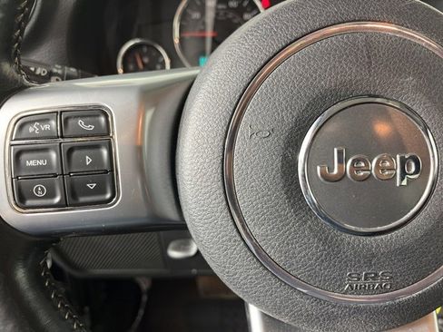 Used 2013 Jeep Wrangler Unlimited Sport image 9