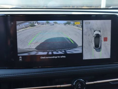 Used 2023 Nissan Ariya FWD image 25