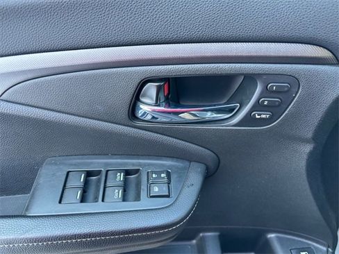 Used 2023 Honda Ridgeline RTL-E image 18