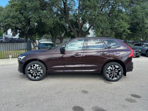 New 2026 Volvo XC60 B5 Plus w/ Climate Package image 3