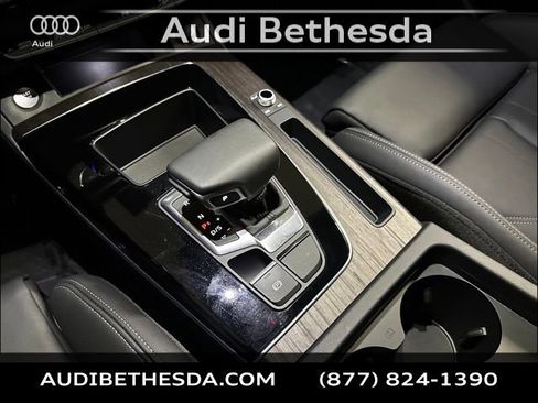 Certified 2025 Audi Q5 2.0T Premium image 25