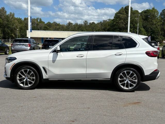 Used 2020 BMW X5 sDrive40i w/ Premium Package RWD image 2