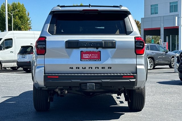 New 2026 Toyota 4Runner SR5 AWD/4WD image 8