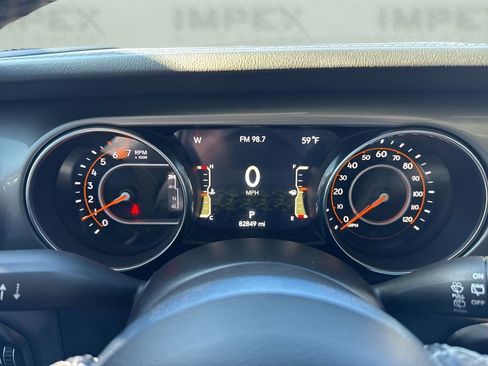 Used 2021 Jeep Wrangler Unlimited Sahara image 18