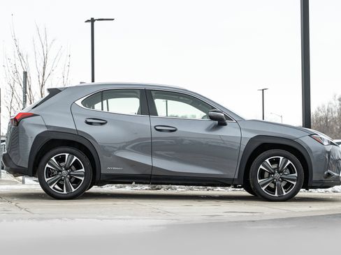 Used 2020 Lexus UX 250h w/ Premium Package image 3