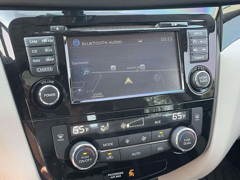 Used 2017 Nissan Rogue Sport SV w/ SV Premium Package FWD image 20