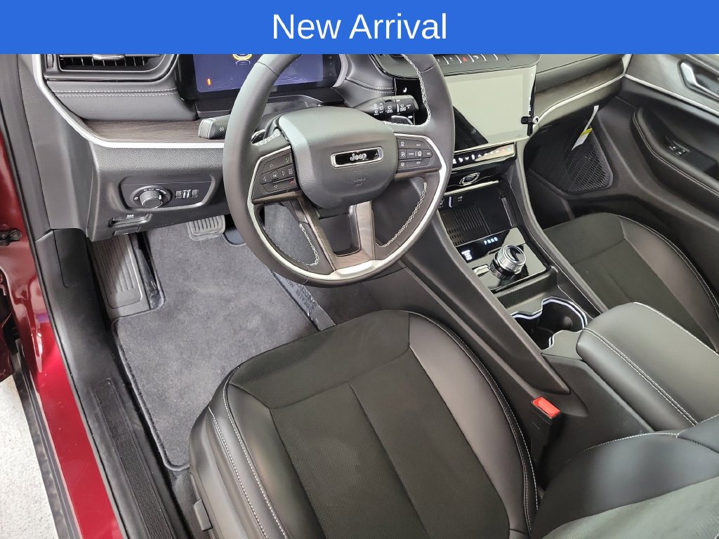 Used 2026 Jeep Grand Cherokee L 4WD image 11