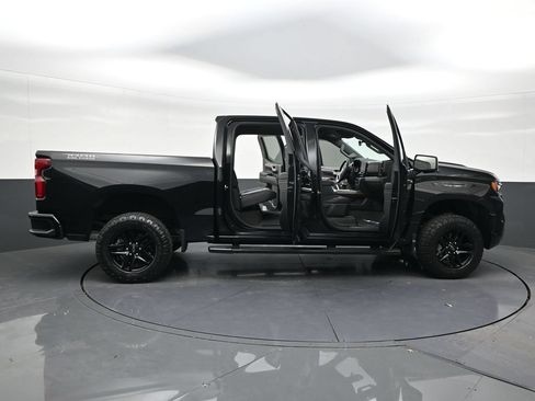 Used 2023 Chevrolet Silverado 1500 LT Trail Boss w/ LT Trail Boss Premium Package AWD/4WD image 30