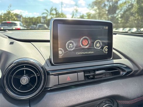 Used 2017 MAZDA MX-5 Miata RF Club image 49