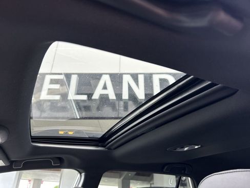 Certified 2025 Subaru Outback Wilderness w/ Wilderness Package image 23