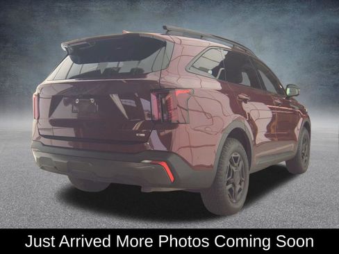 Used 2025 Kia Sorento SX Prestige image 2
