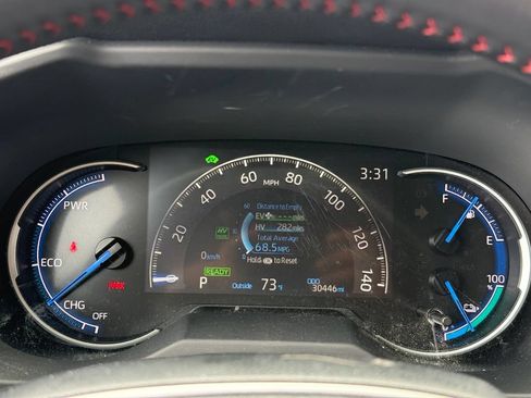 Used 2024 Toyota RAV4 SE w/ Weather & Moonroof Package AWD/4WD image 10