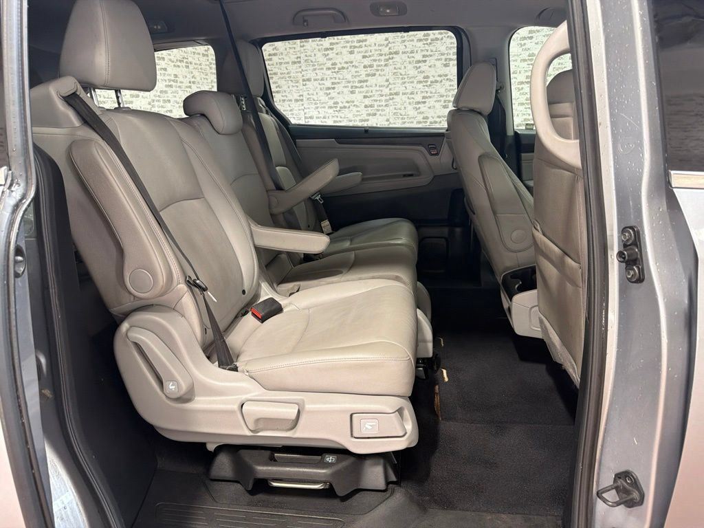 Used 2019 Honda Odyssey Elite image 12
