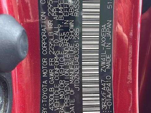 Used 2013 Toyota Prius V Two image 28