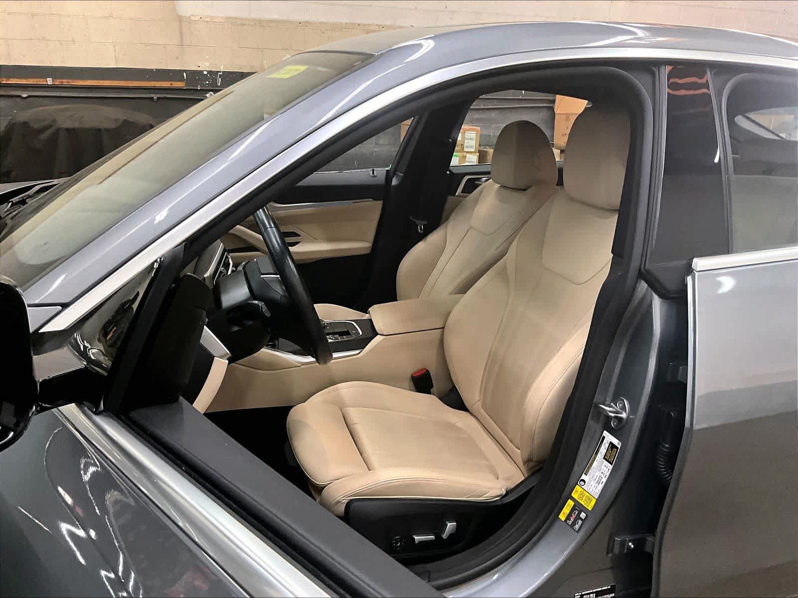 Used 2024 BMW i4 eDrive40 w/ Convenience Package RWD image 28
