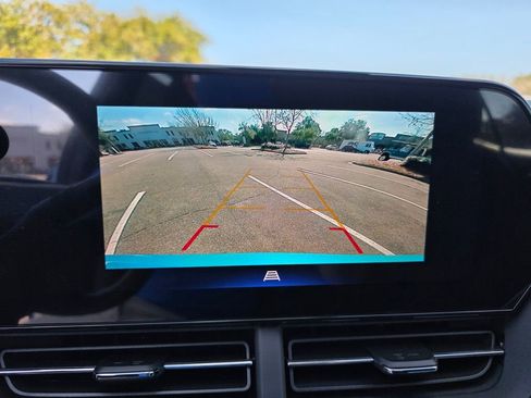 New 2026 Chevrolet Trax LT image 15