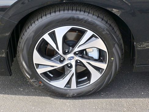 Used 2025 Subaru Legacy Premium image 27