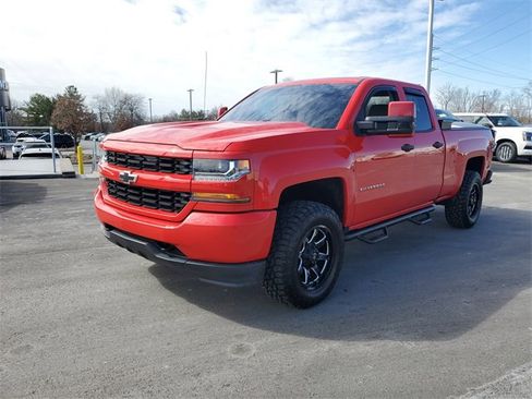 Used 2016 Chevrolet Silverado 1500 Custom w/ Custom Convenience Package image 3