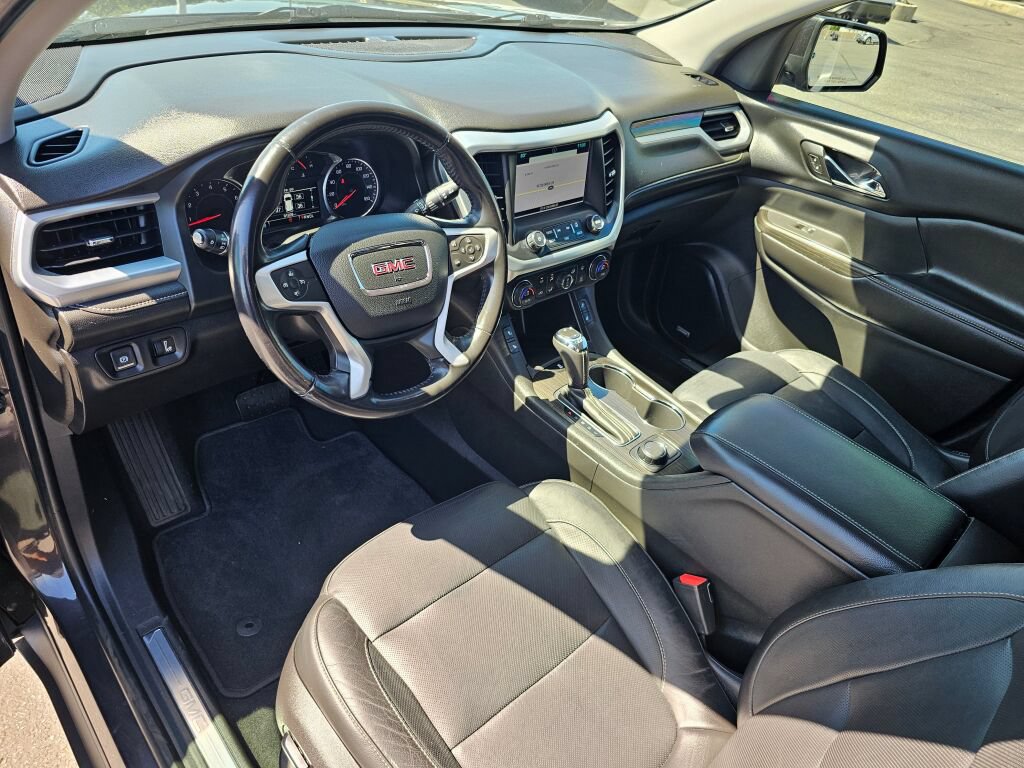 Used 2018 GMC Acadia SLT AWD/4WD image 2