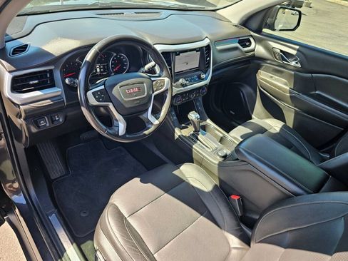 Used 2018 GMC Acadia SLT AWD/4WD image 2