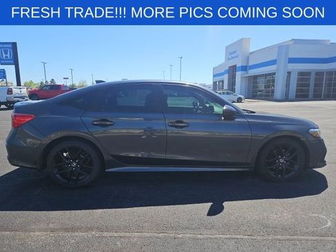 Used 2022 Honda Civic Sport image 6