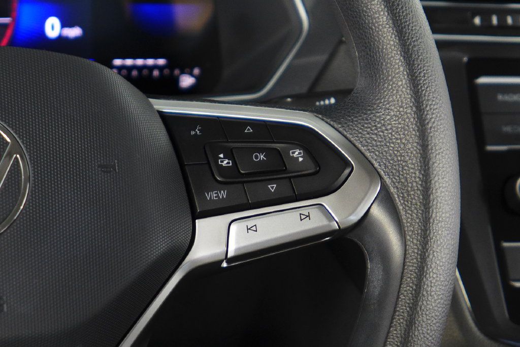 Certified 2023 Volkswagen Tiguan S FWD image 29