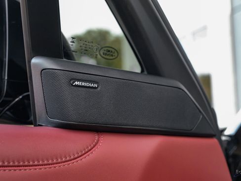 Used 2024 Land Rover Range Rover SE image 91