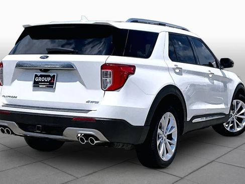 Used 2023 Ford Explorer Platinum w/ Technology Package AWD/4WD image 22