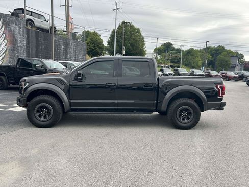 Used 2019 Ford F150 Raptor w/ Equipment Group 802A Luxury AWD/4WD image 4