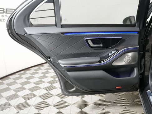 Certified 2022 Mercedes-Benz S 580 4MATIC Sedan image 25