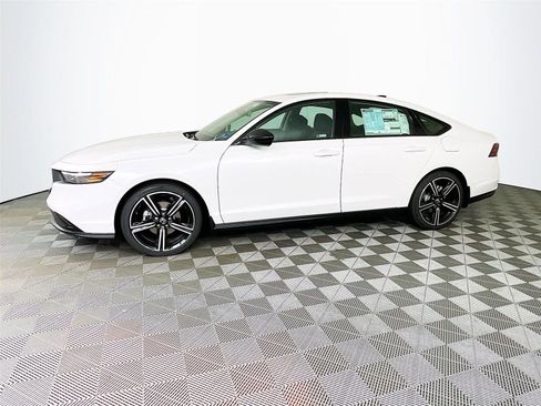 New 2026 Honda Accord SE image 3