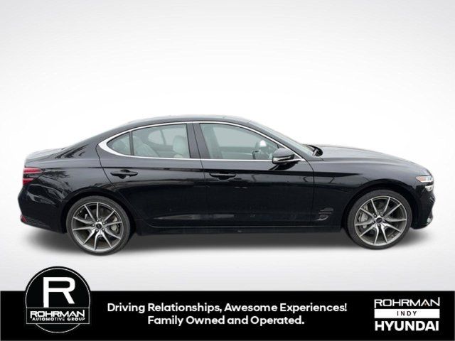 Used 2025 Genesis G70 2.5T AWD/4WD image 4