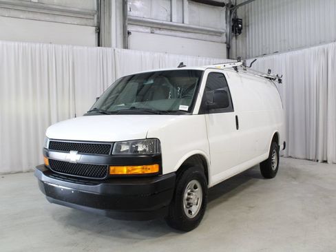 Used 2022 Chevrolet Express 2500 w/ Driver Convenience Package RWD image 37