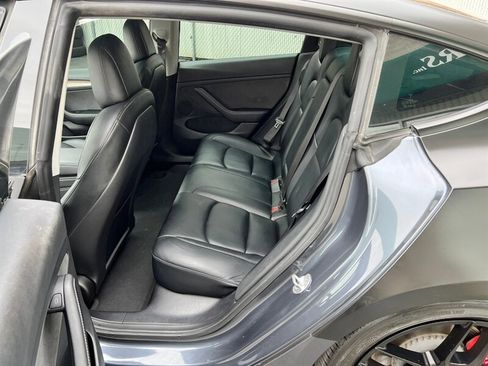 Used 2022 Tesla Model 3 Performance image 17