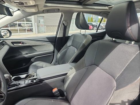 Used 2025 Toyota Camry XLE image 22