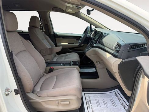 Used 2020 Honda Odyssey EX image 17