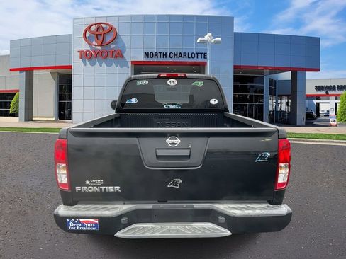 Used 2017 Nissan Frontier S image 9
