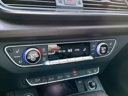 Certified 2022 Audi Q5 2.0T Prestige w/ Prestige Package image 27