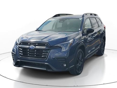 Certified 2025 Subaru Ascent Onyx Edition w/ Onyx Package AWD/4WD image 2