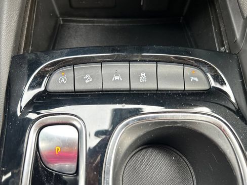 Used 2023 Buick Envision Preferred w/ Sport Touring Package AWD/4WD image 29