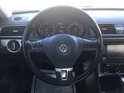 Used 2015 Volkswagen Passat 1.8T Limited Edition image 25