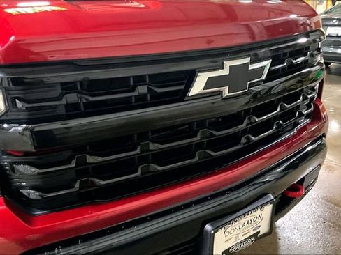 Used 2023 Chevrolet Silverado 1500 LT Trail Boss w/ LPO, Dark Essentials Package image 11